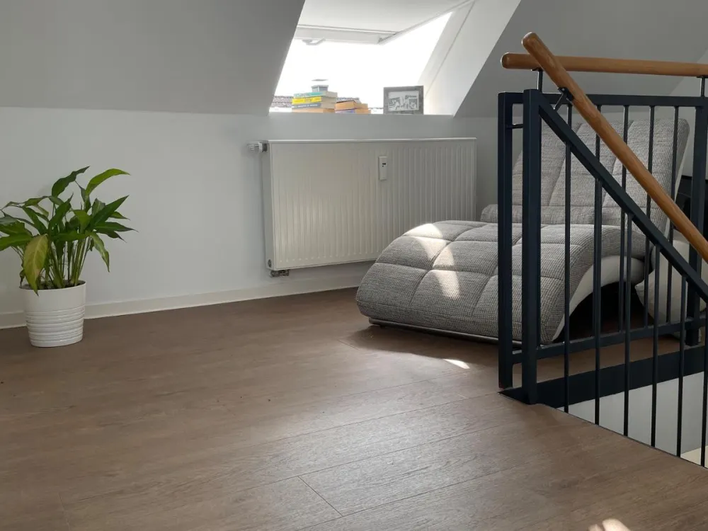4-Zimmer-Maisonette-Wohnung mit Dachterrasse, EBK und Stellplatz