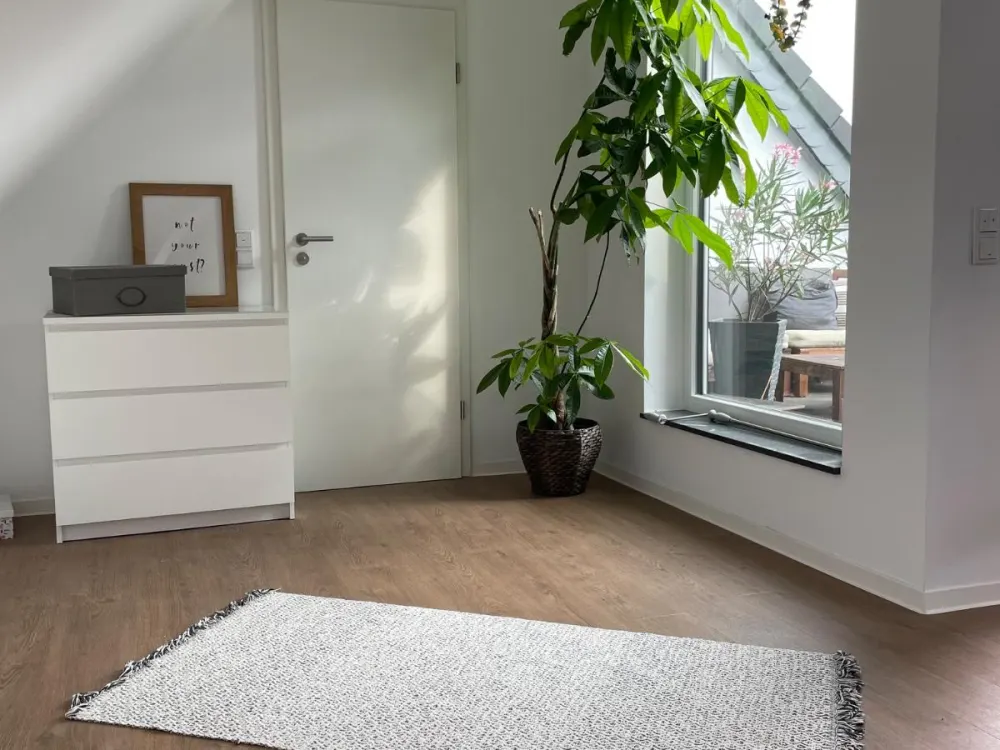 4-Zimmer-Maisonette-Wohnung mit Dachterrasse, EBK und Stellplatz