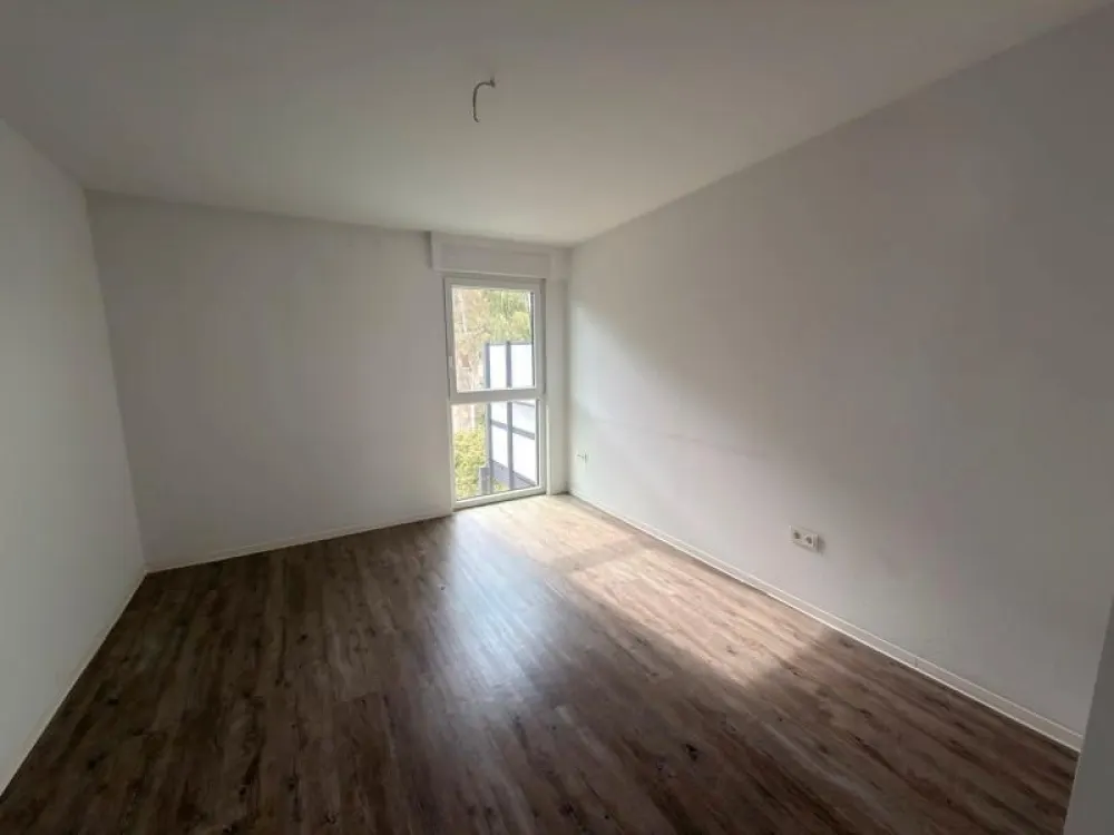 Sehr schöne 2 Zimmer-Wohnung mit offener Küche und Fußbodenheizung!