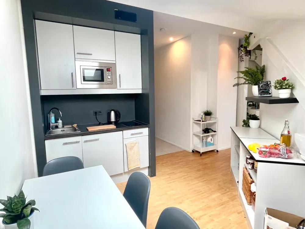 Gemütliche, möblierte 2-Zimmer Wohnung für Studenten