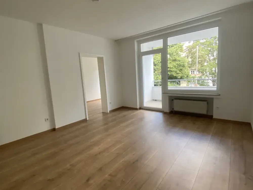 Helle 2-Zimmer-Wohnung mit Balkon & separater Küche | Zweitbezug nach Renovierung