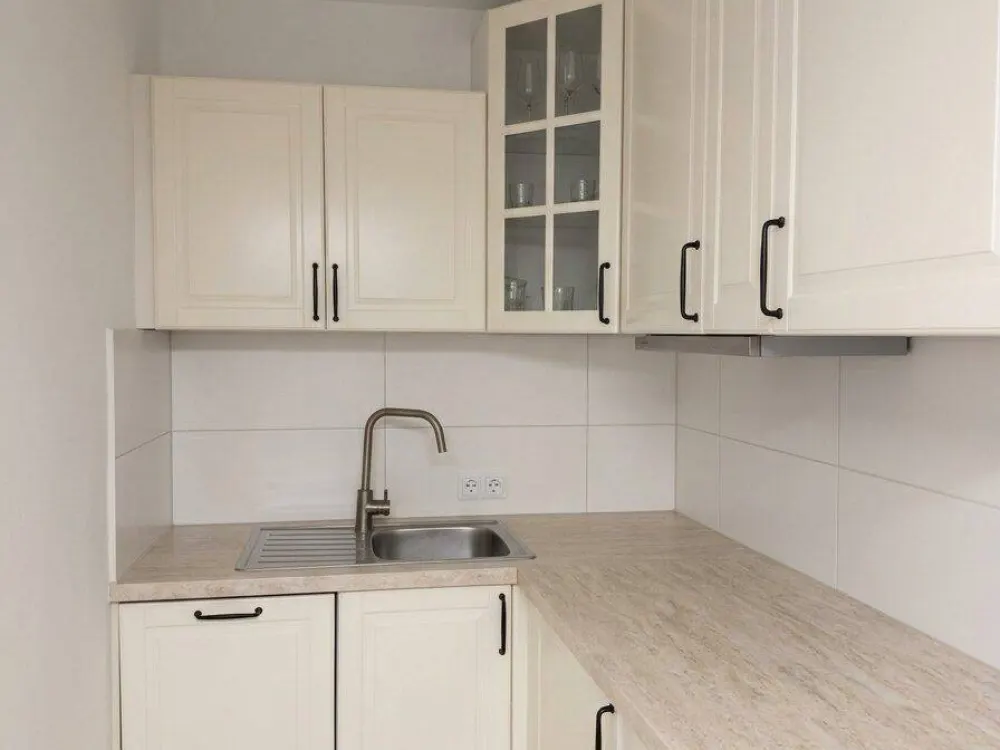 Helle, ruhige 2-Zimmer-Wohnung mit großem Balkon in Bestlage