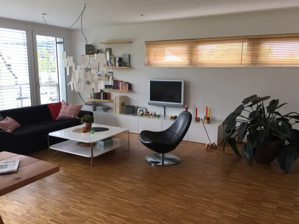 Junge, moderne 4-Zimmerwohnung mit Blick ins Grüne