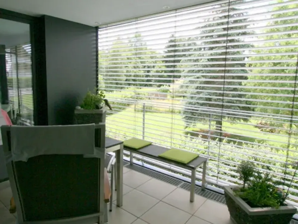 Junge, moderne 4-Zimmerwohnung mit Blick ins Grüne