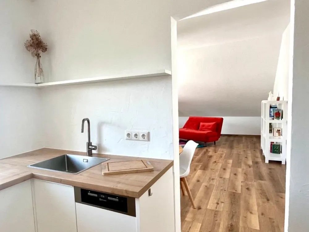 Furnished 2-Room Apartment | High-Quality Renovated | Erfurt