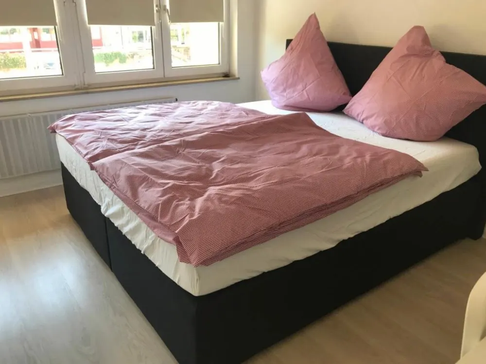 Zentrale 2 Zimmer mit Balkon