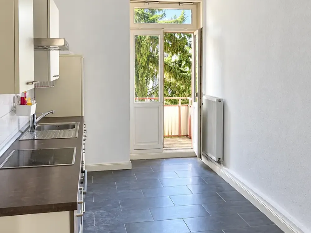 7598 - KA-Oststadt! 2-room apartment with balcony, fitted kitchen and daylight bathroom!