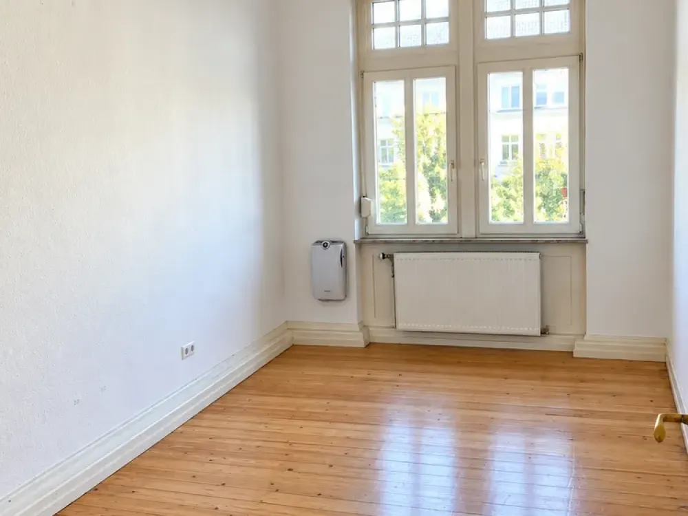 7598 - KA-Oststadt! 2-room apartment with balcony, fitted kitchen and daylight bathroom!