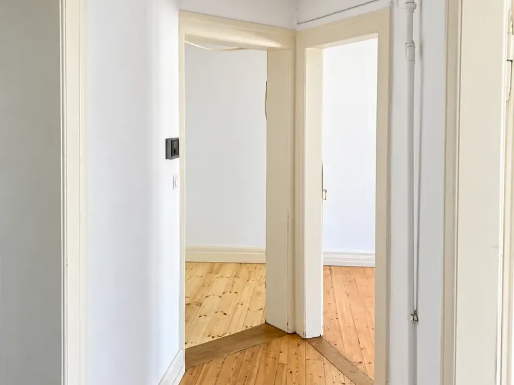 7598 - KA-Oststadt! 2-room apartment with balcony, fitted kitchen and daylight bathroom!