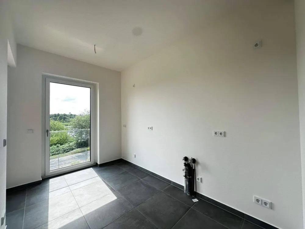 * Traumblick - HafenCity - großzügige und moderne 3-Raumwohnung mit Balkon - direkt an der Elbe*