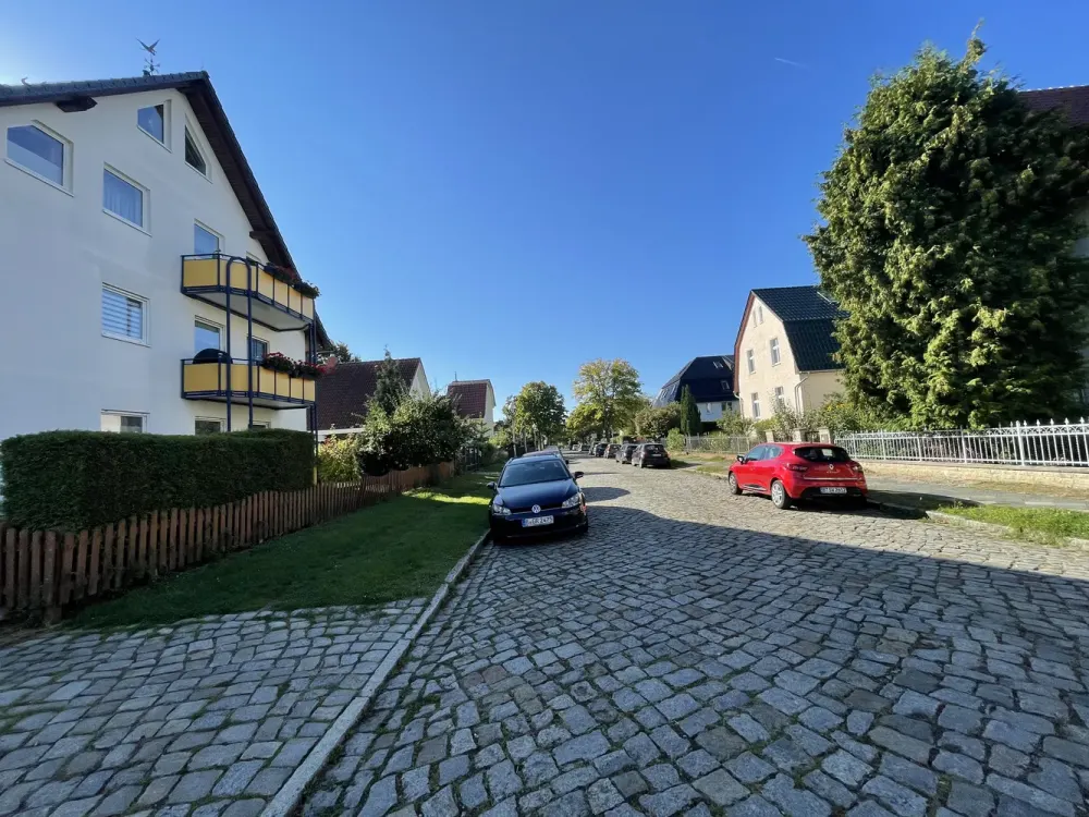 Schwellenfreie 2-Zi-Whg. mit Balkon+Terrasse in sehr ruhiger grüner Wohnlage