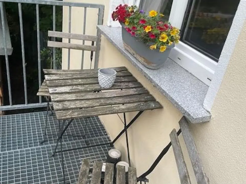 Möbilierte Fabrik-Loft Wohnung
