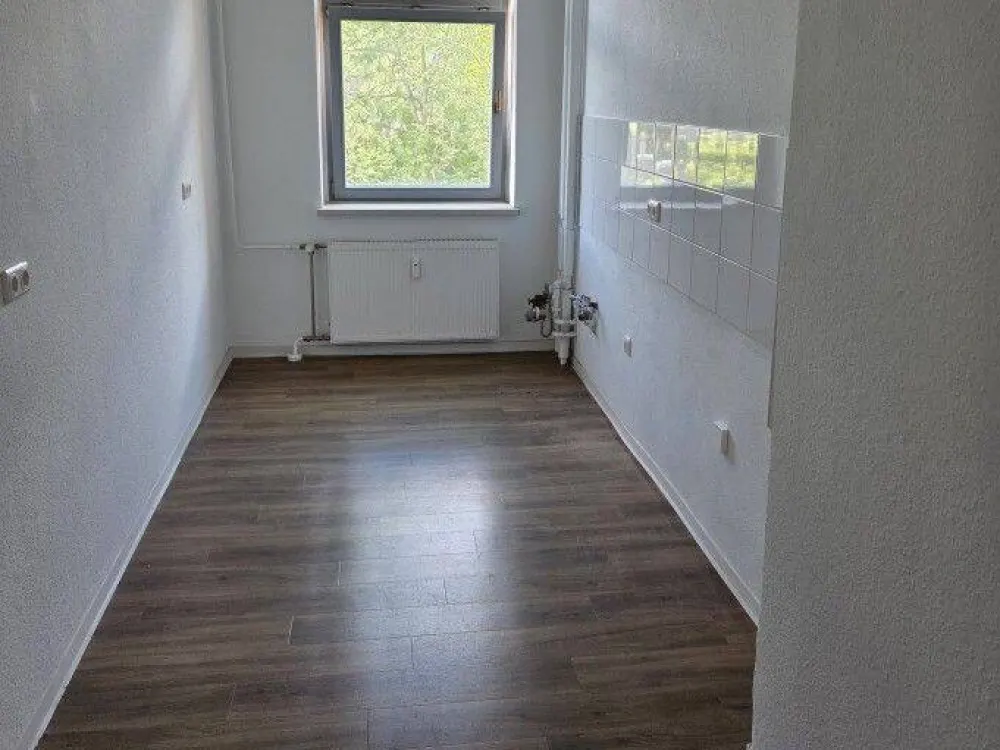 Ihr neues Zuhause wartet auf Sie! Tageslichtbad! Separate Küche!