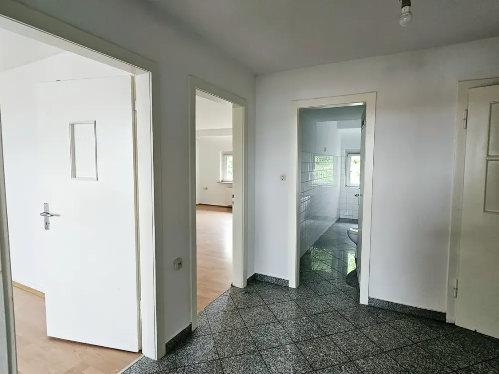 2 Zimmer 4 Etage mit Klimaanlage ohne Balkon Dachgeschoss