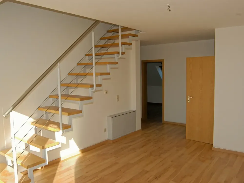 Helle Dachgeschoßmaisonettewohnung mit Pkw-Stellplatz in Harpen