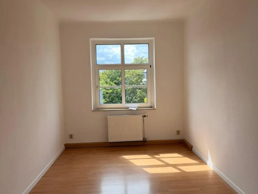 4-Zimmer-Wohnung mit Balkon in Dresden