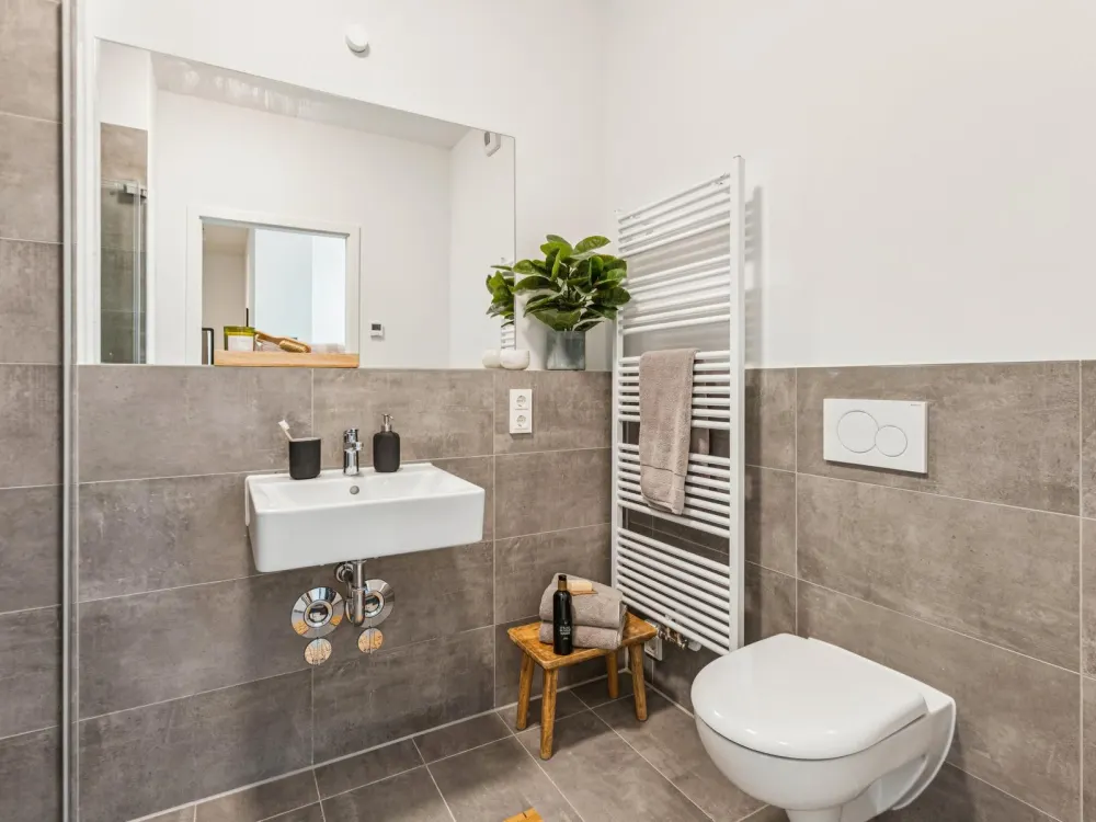 Live, work, play, Stylish studio in a thriving city quarter