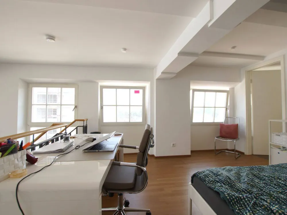Neuwertige Maisonette-Studio Wohnung auf 2 Ebenen