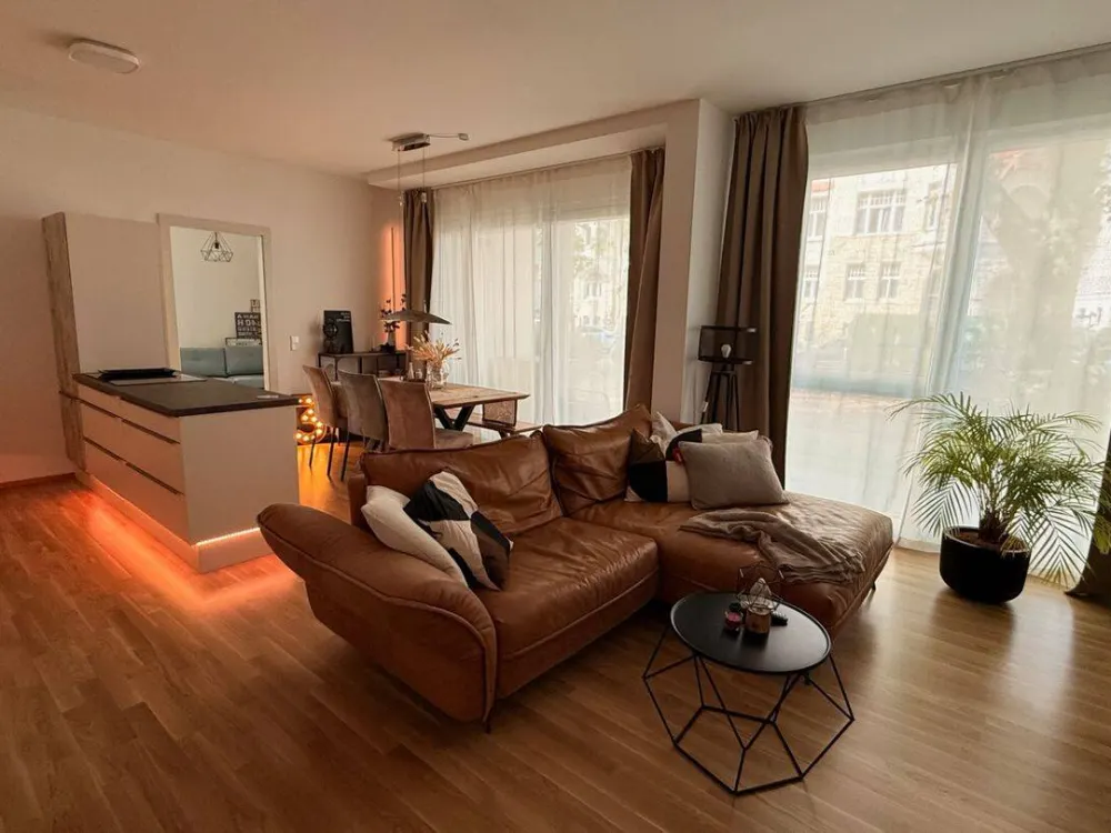 Urban wohnen im Grünen, 3 Zimmer mit Garten & 2 Terrassen