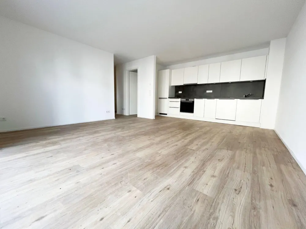 *Erstbezug* Wunderschöne TERRASSENWOHNUNG in Stadtpark-Nähe