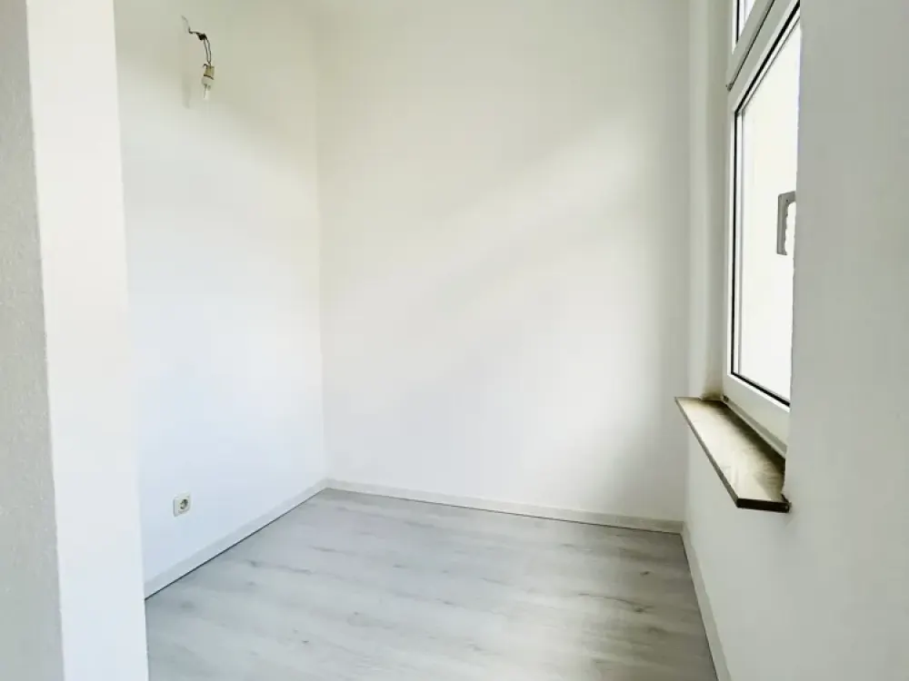 Renovated & Attractive 1-Room Apartment in Dölitz Available Immediately