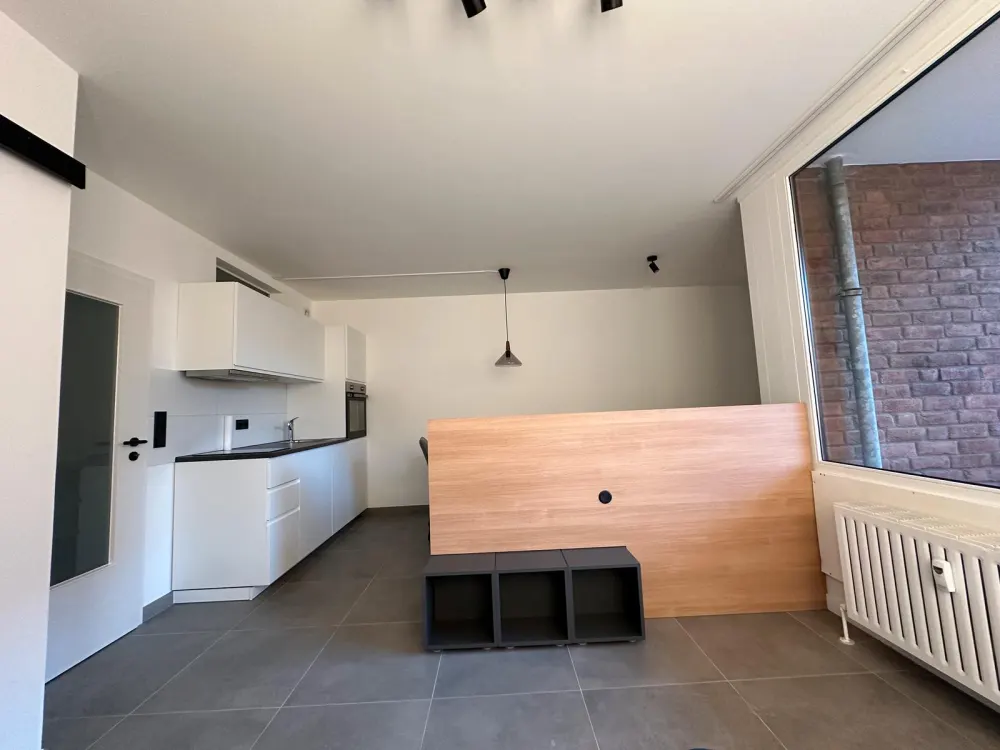 Top Möbliertes Apartment in Weiden, mit Einbauküche -Neu Saniert