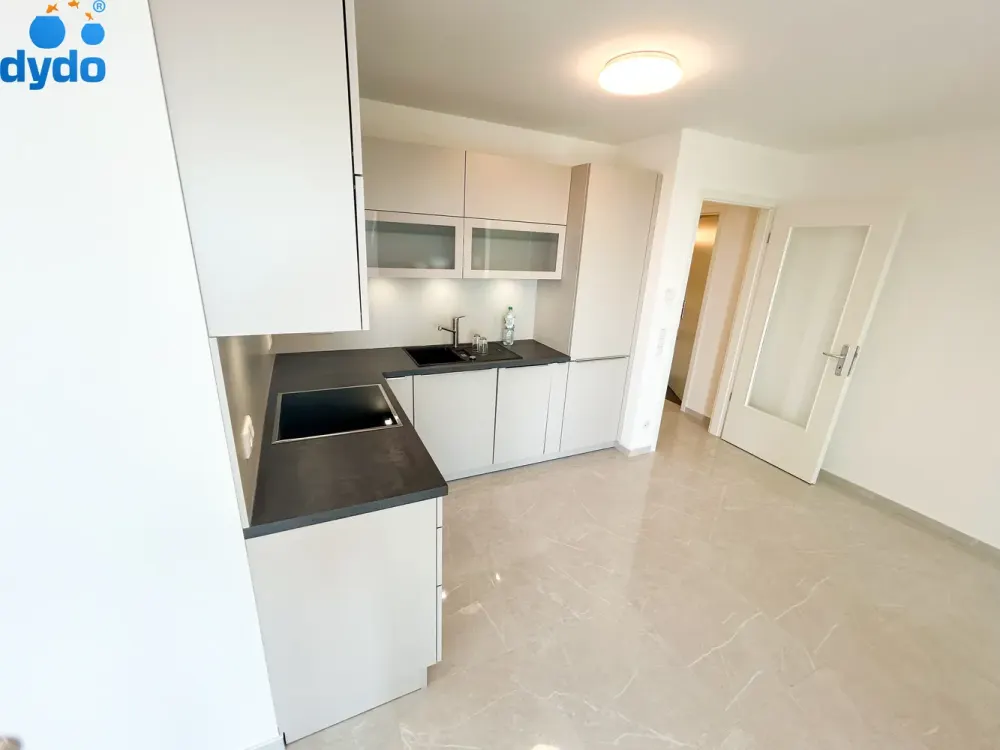 Perfect New Three-Room Apartment with View of the TV Tower Awaits Your Move-In