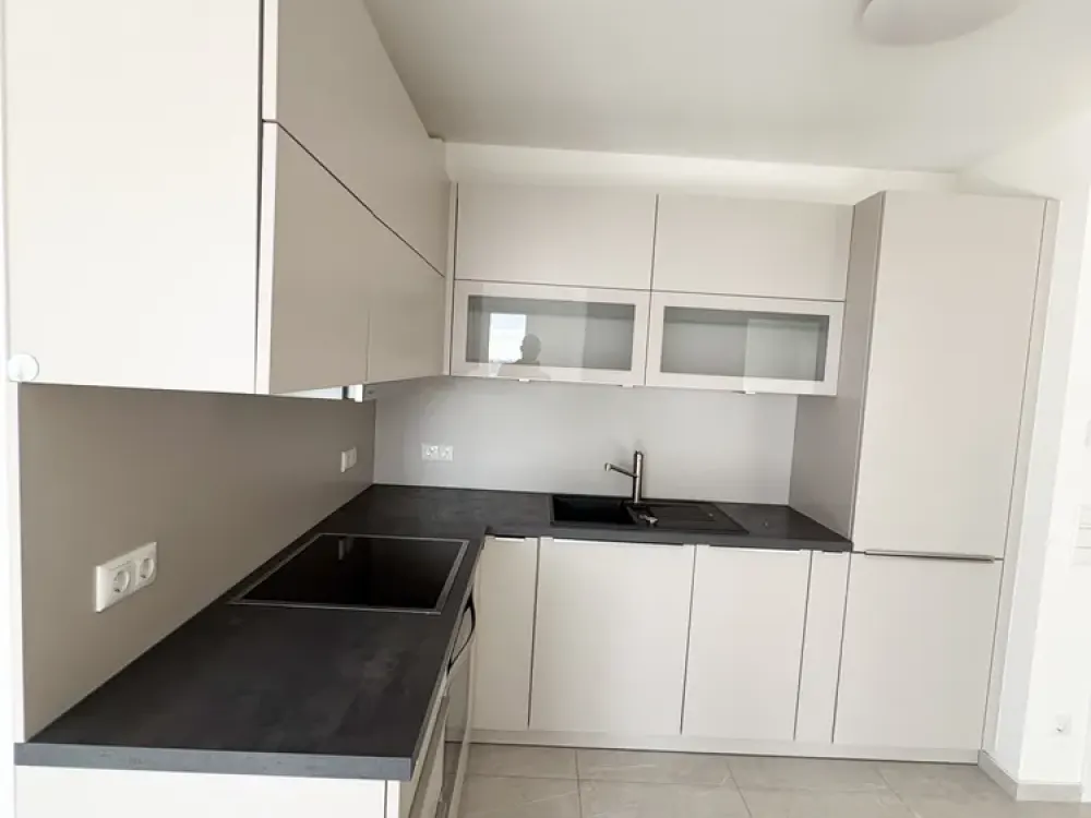 Perfect New Three-Room Apartment with View of the TV Tower Awaits Your Move-In