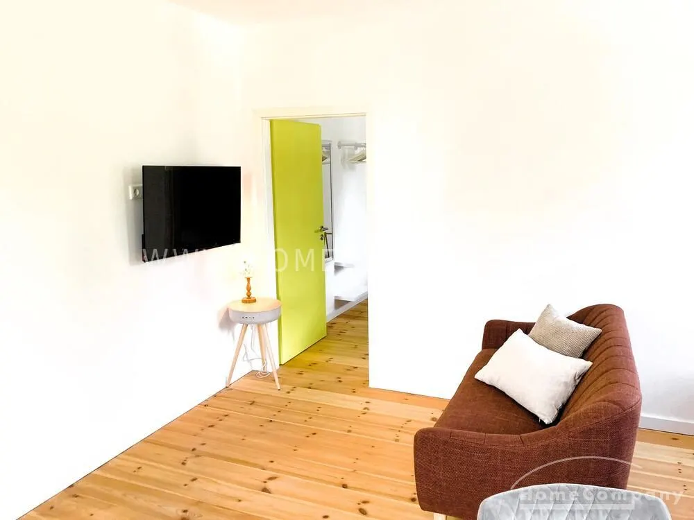 28096 HomeCompany Dresden Möbliert/Furnished 2-Zimmer Wohnung in Dresden-Blasewitz max. 2 Personen