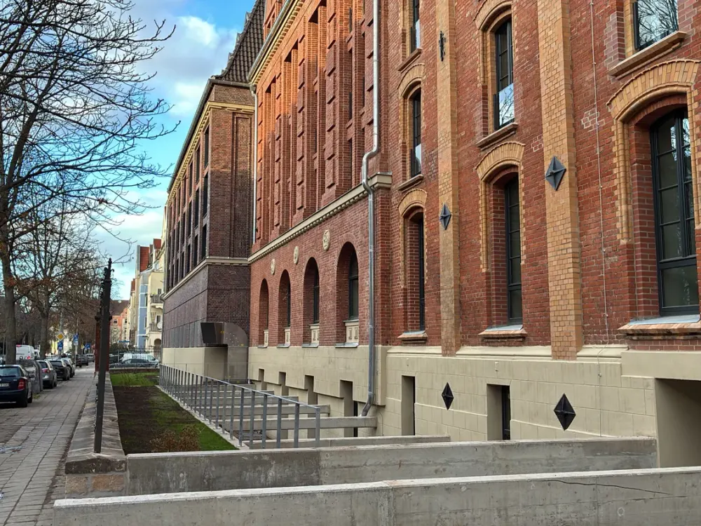 3 Zimmer Wohnung im Industriedenkmal mit EBK und Parkett