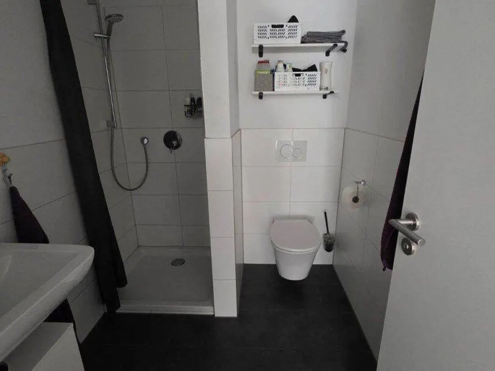 Moderne 2-Zimmer-Wohnung mit Balkon & Loggia, EBK und Stellplatz in Hannover-Anderten