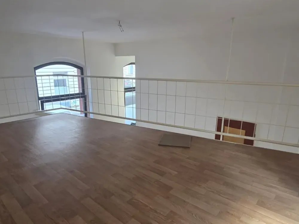 Furnished bright 1-room ground floor apartment in central Ehrenfeld