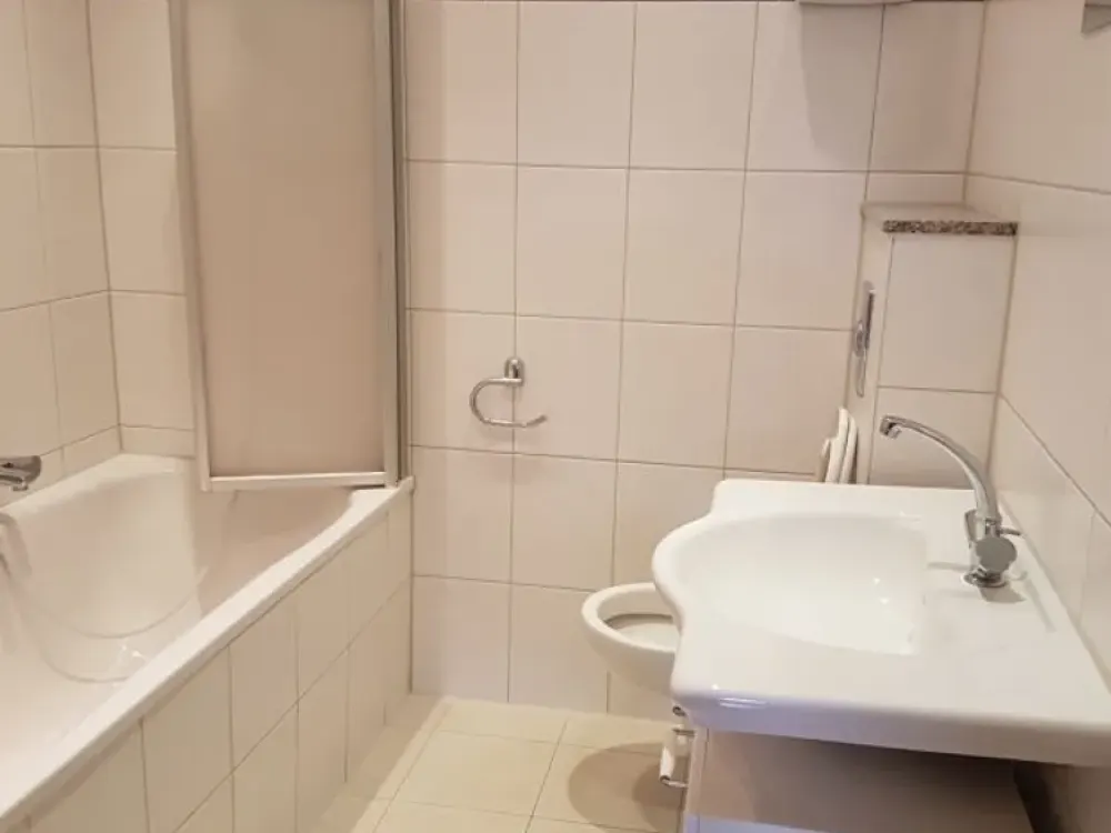 Flingern Nord: Beautiful 2-Room Apartment