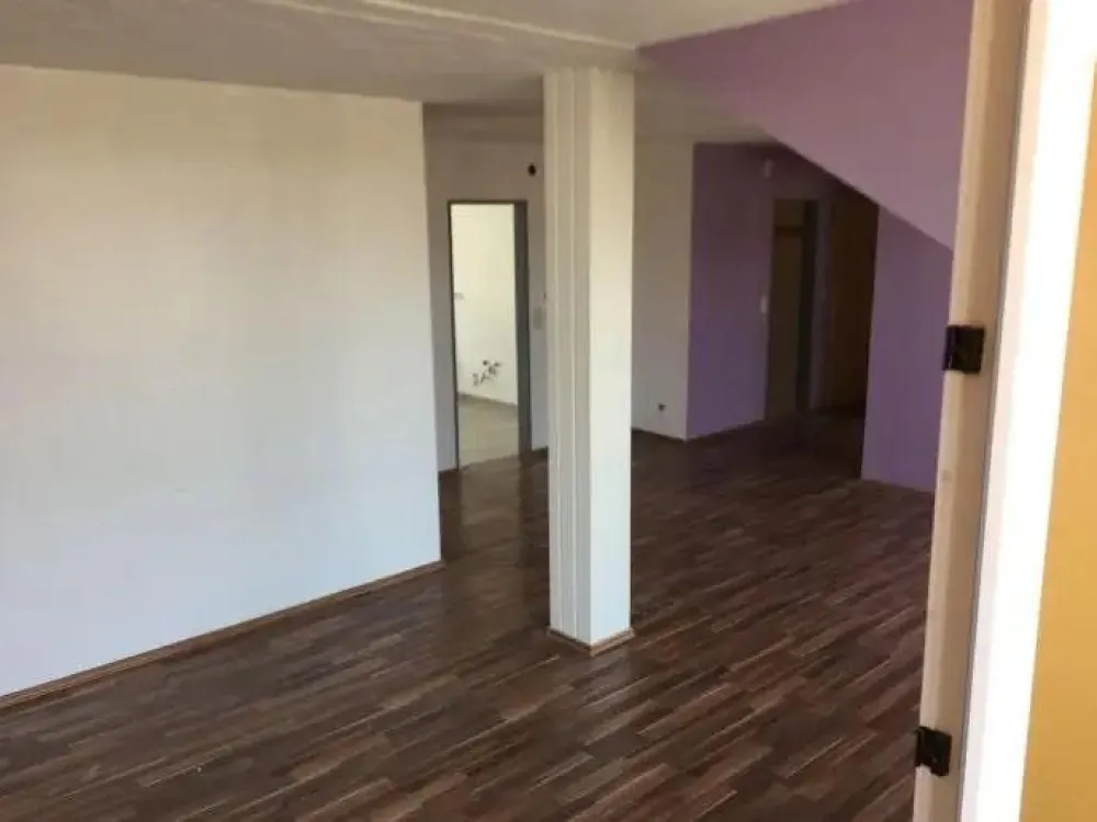 3-Zimmer-Dachgeschosswohnung mit Balkon in Eppelborn-Wiesbach