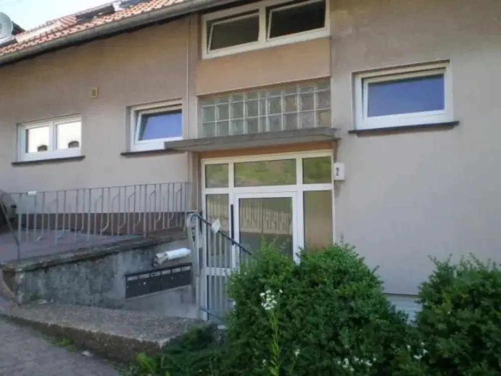 3-Zimmer-Dachgeschosswohnung mit Balkon in Eppelborn-Wiesbach