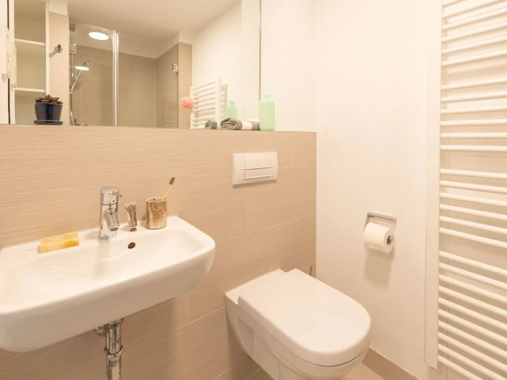 Münster: Fully Furnished, Modern Student Apartment