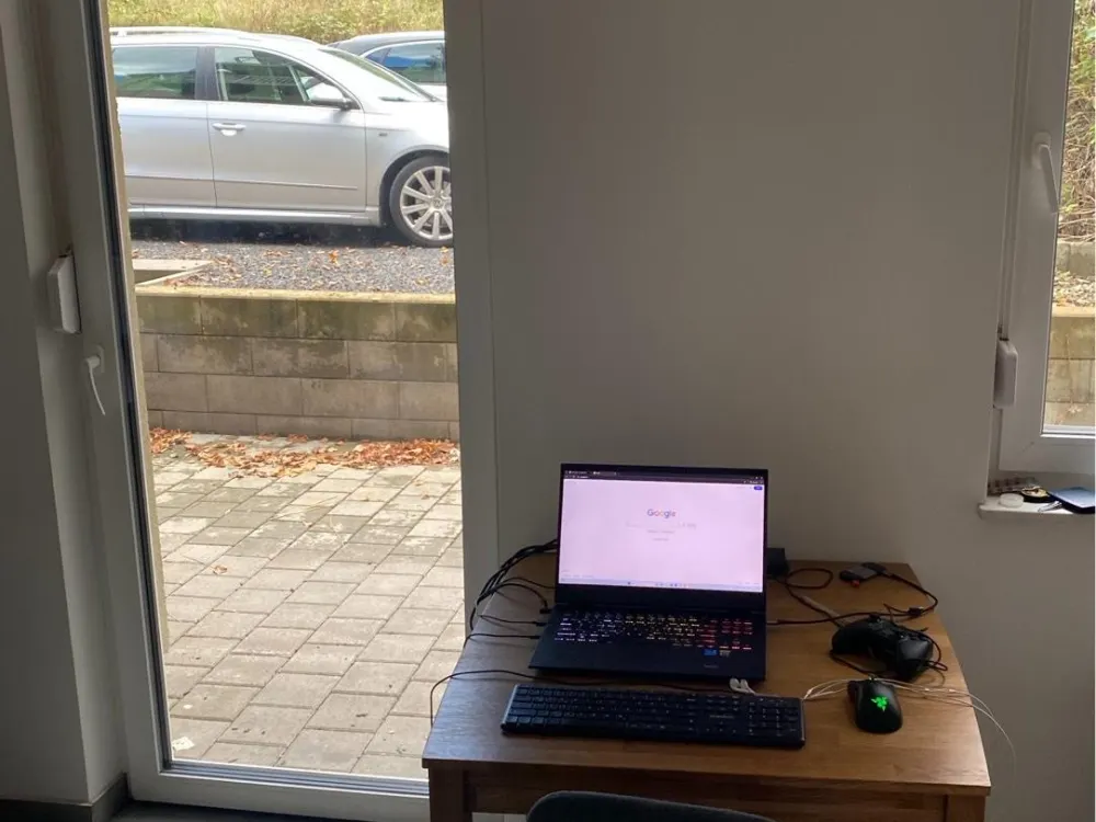 1-Room Apartment Near University Available from November
