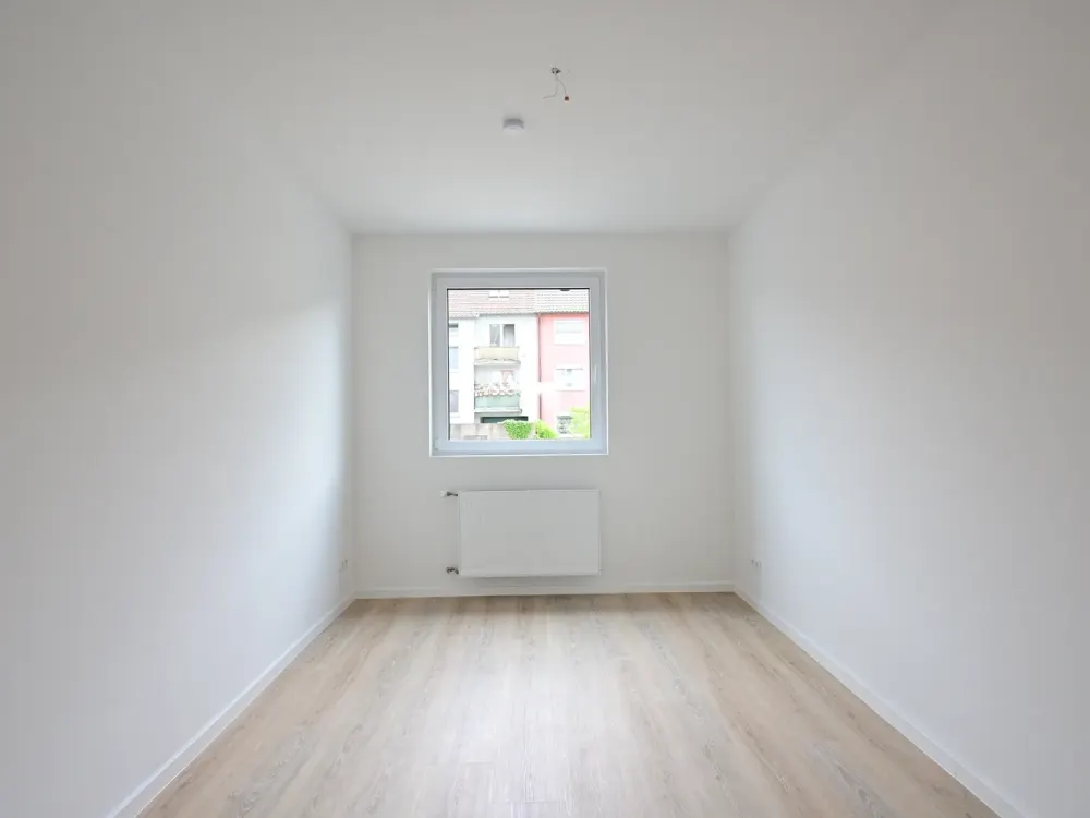 !Erstbezug nach Sanierung!, Moderne 3-Zimmer-Wohnung in zentraler Lage
