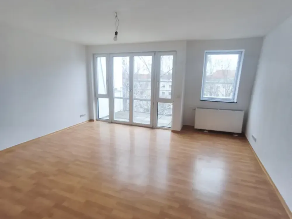 Moderne 2-Zimmer Dachgeschosswohnung in Reinickendorf (Reinickendorf)