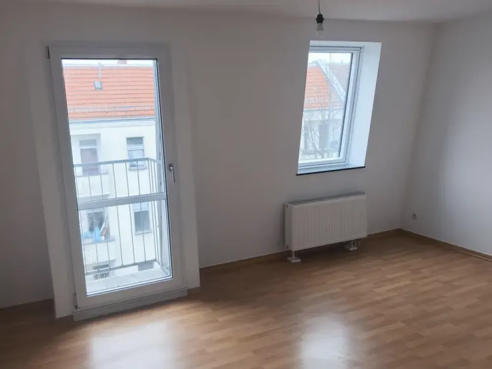 Moderne 2-Zimmer Dachgeschosswohnung in Reinickendorf (Reinickendorf)