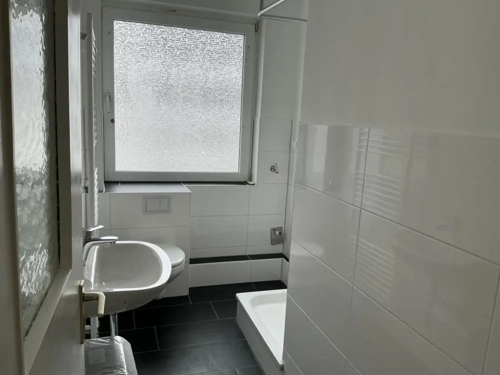 Bequem mit dem Aufzug ins 4.Obergeschoss: Tolle 2 Zimmer-Wohnung in Hagen Zentrum!