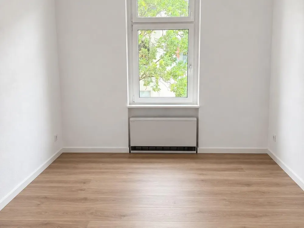 WG - 4 Zimmer mit Küche im Klinikviertel