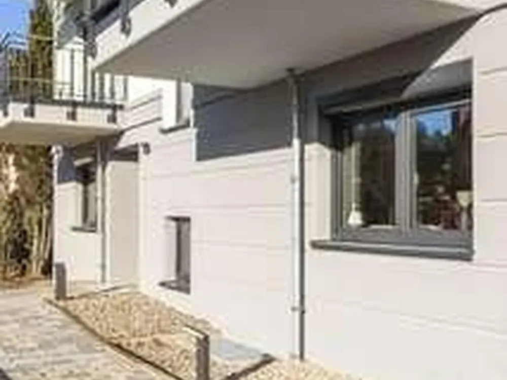 3-Zimmer-Wohnung mit traumhaftem Seeblick - Einbauküche