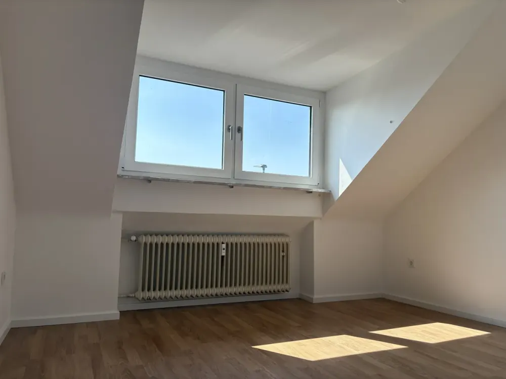 Sanierte 3-Zimmer Wohnung in Alt-Refrath