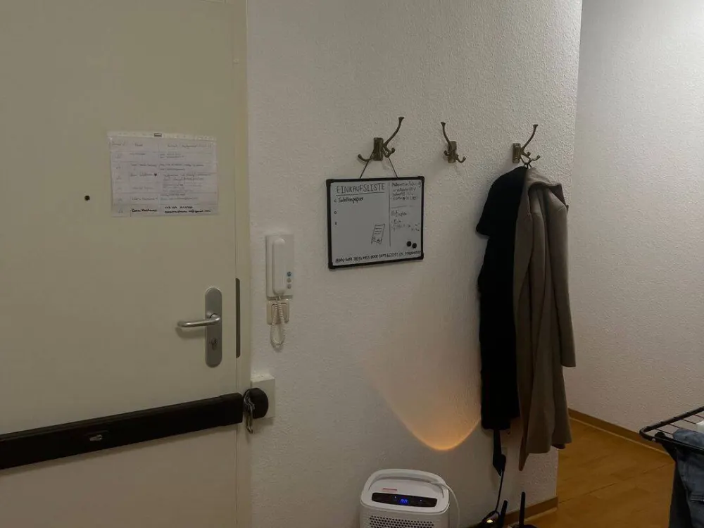 NEW/ Neu: 2 Zimmer in 6er Frauen WG/shared Flat im Herzen Frankfurts mit Ausblick auf den Taunus??