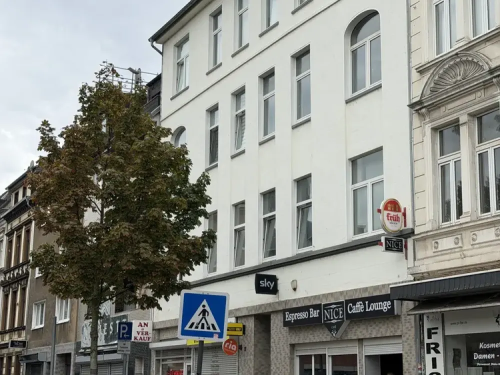 Mülheim: top sanierte 5 Zimmer Altbauwohnung mit hohen Decken - optimal WG geeignet!!!