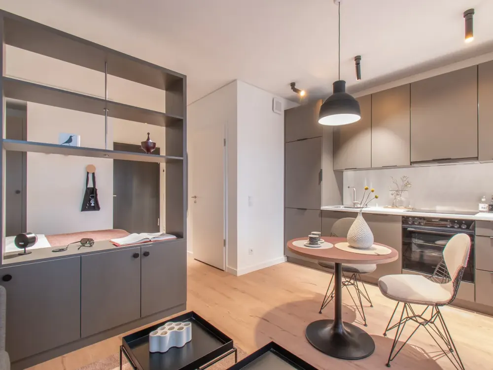 Möbliertes Studio - Apartment mit Balkon - Wentzel Dr.