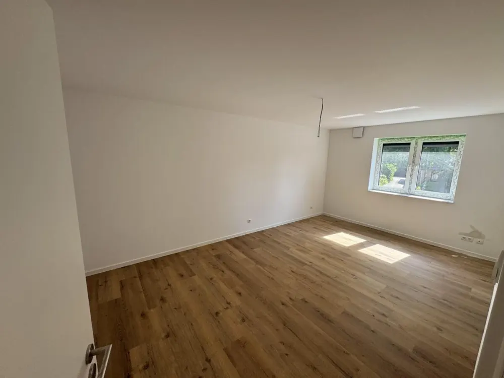 Schöne Neubau-Wohnung | Yorckstr. 47 DEL| Klimafreundliches MFH | Fertigstellung 01.09.2026