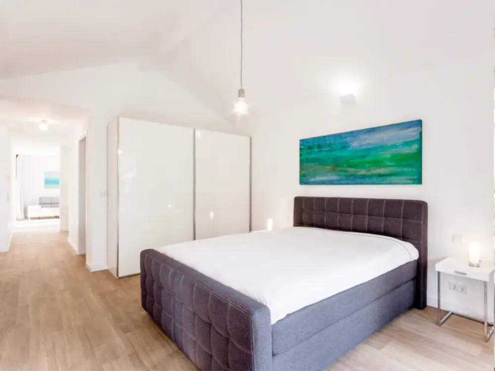 Möblierte 2 Zimmerwohnung mit Terrasse (voll ausgestattet) in Frankfurt Westend-Nord