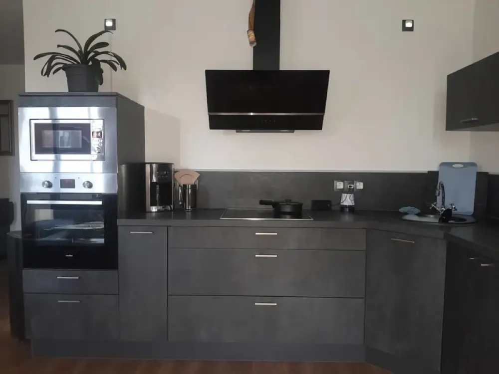 Neulindenau: 2-Zimmer-Wohnung mit praktischem Schnitt
